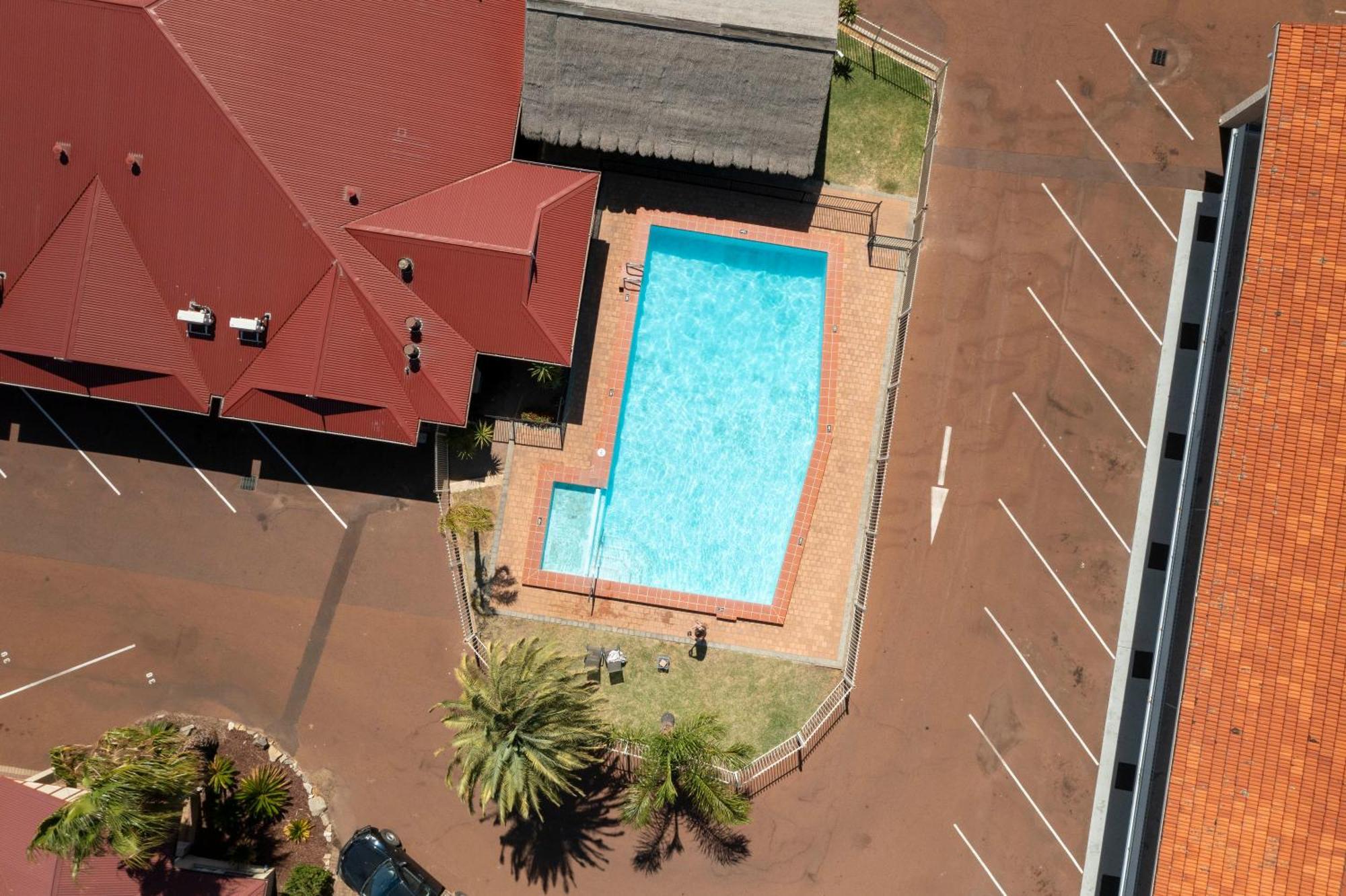Bunbury Motel And Apartments Buitenkant foto